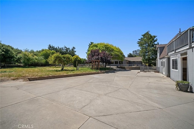 410 N Las Flores Dr, Nipomo, CA 93444 - view of patio / terrace