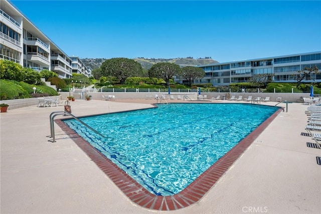 32735 Seagate Dr Unit 304-D, Rancho Palos Verdes, CA 90275 - community pool featuring fence and a patio area
