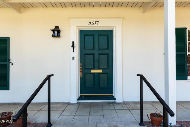 2577 Boulder Rd, Altadena, CA 91001 - doorway to property featuring stucco siding