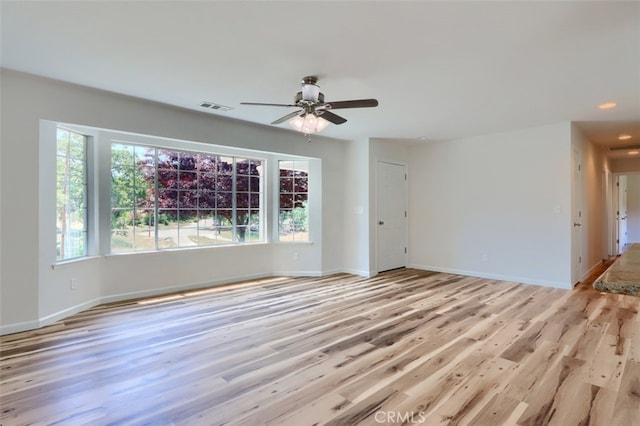 43038 Glacier Ln, Coarsegold, CA 93614 - unfurnished room with light wood-style flooring, ceiling fan, baseboards, and recessed lighting