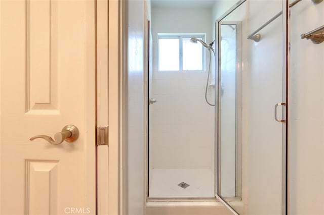 43038 Glacier Ln, Coarsegold, CA 93614 - bathroom with a shower stall