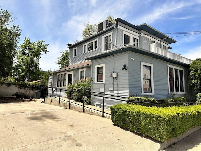 4308 Lime St, Riverside, CA 92501 - view of front of property with fence