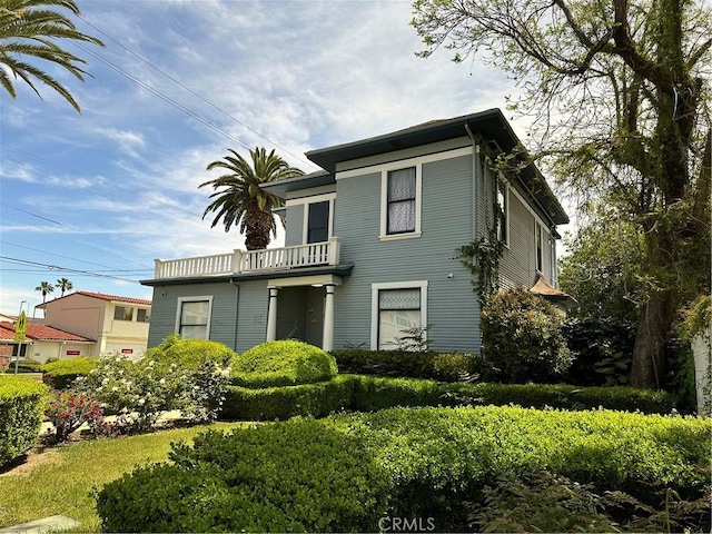 4308 Lime St, Riverside, CA 92501 - view of front of home with a balcony