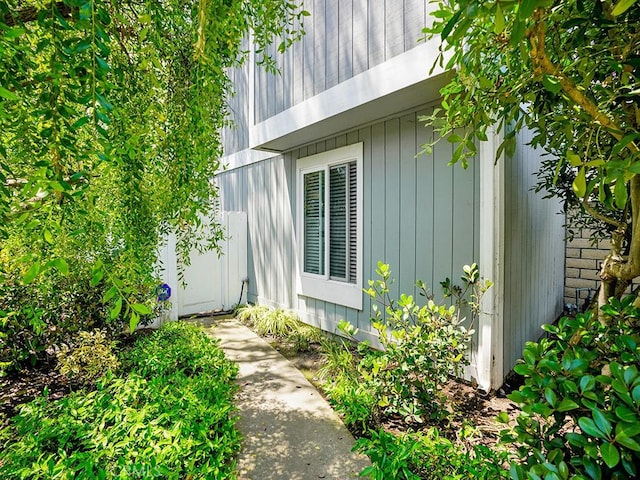 3842 Montego Dr, Huntington Beach, CA 92649 - view of home's exterior