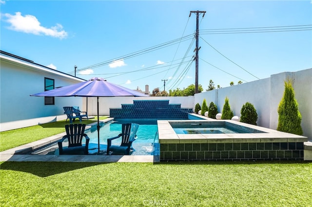 11221 Davenport Rd, Rossmoor, CA 90720 - view of pool featuring an in-ground hot tub and a fenced backyard