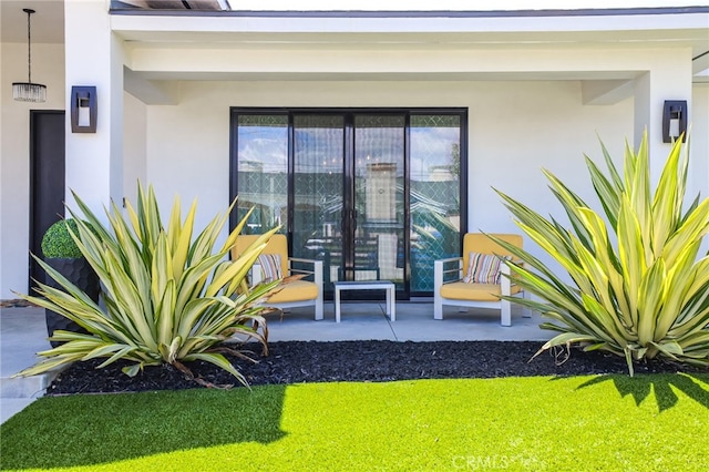 11221 Davenport Rd, Rossmoor, CA 90720 - view of exterior entry featuring stucco siding