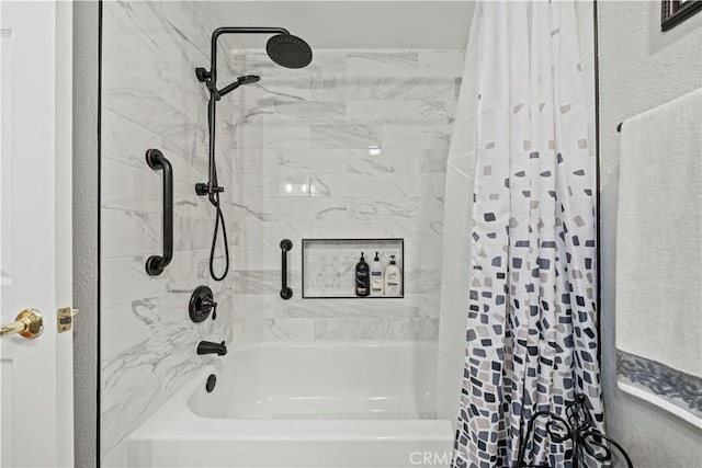 19439 Oak Crossing Rd, Newhall, CA 91321 - bathroom featuring shower / bath combo