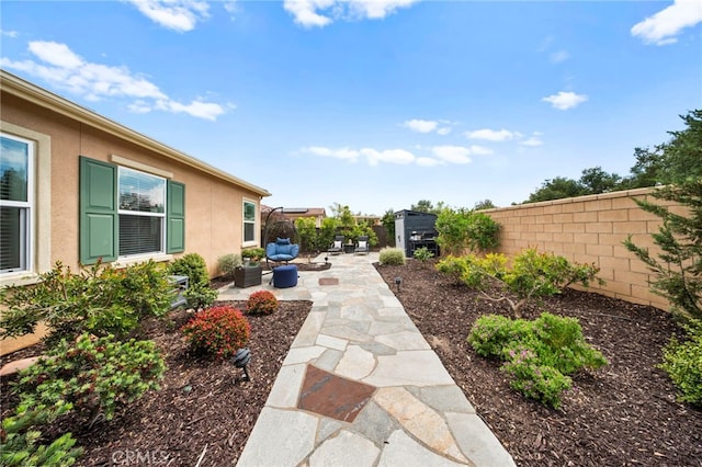 2569 Pasture Gln, Escondido, CA 92029 - fenced backyard with a patio area