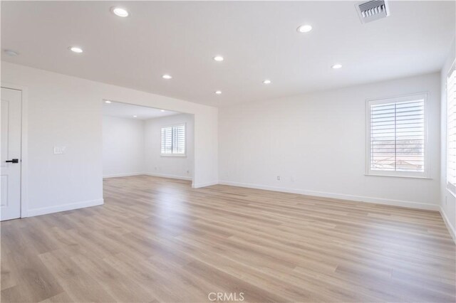 17195 Summit Hills Dr, Canyon Country, CA 91387 - spare room featuring light wood finished floors, baseboards, and recessed lighting
