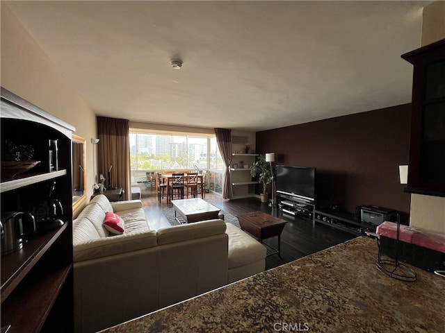 969 Hilgard Ave Unit 706, Los Angeles, CA 90024 - photo 3