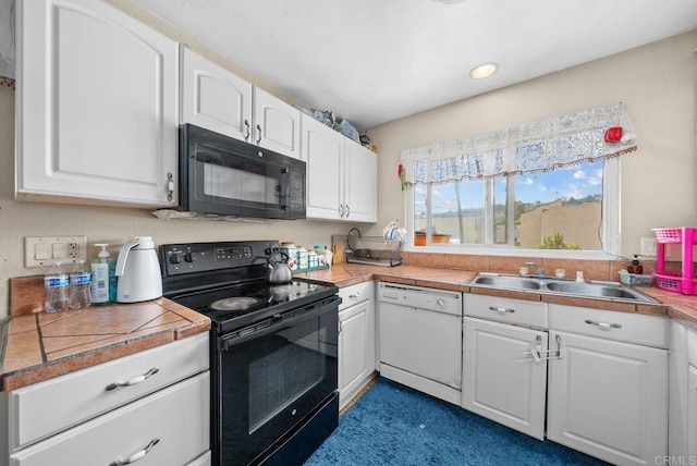 908 S Sunshine Ave Unit 18, El Cajon, CA 92020 - kitchen featuring black appliances, a sink, white cabinetry, and recessed lighting
