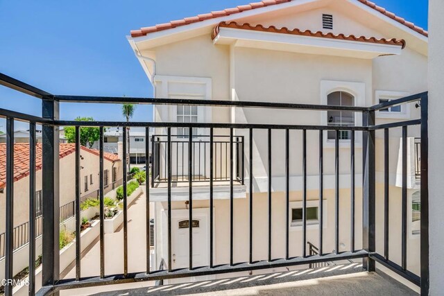 300 E Alhambra Rd Unit D, Alhambra, CA 91801 - view of gate
