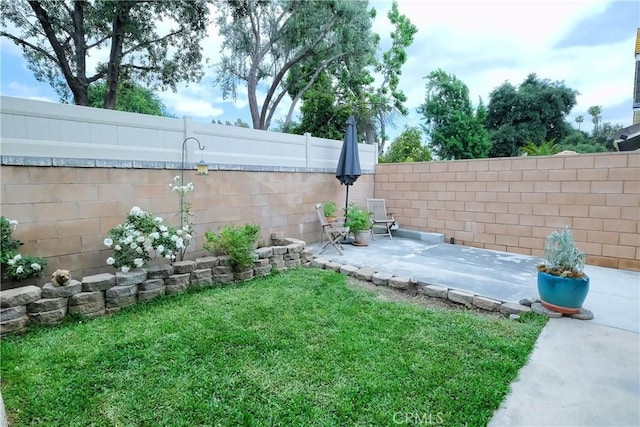 1778 Rockview Way, Pomona, CA 91766 - view of yard with a patio