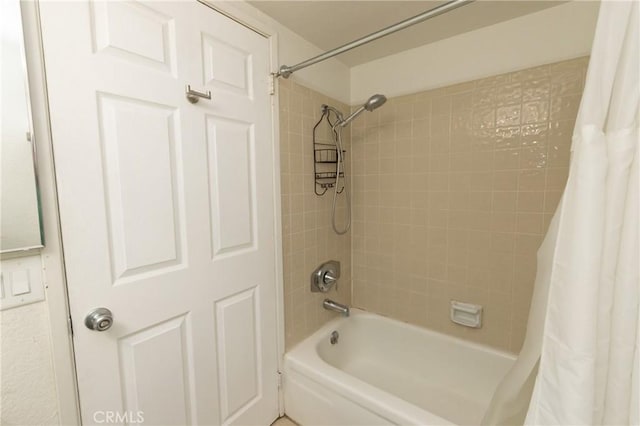 41764 Brownie Ln Unit 5, Big Bear Lake, CA 92315 - bathroom featuring shower / bath combo