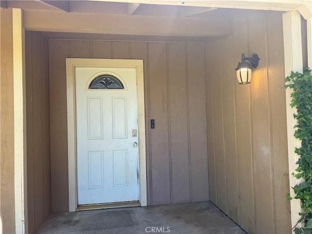 3260 E Westfall Rd, Mariposa, CA 95338 - property entrance with board and batten siding