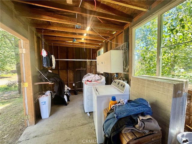 3260 E Westfall Rd, Mariposa, CA 95338 - clothes washing area with washer and clothes dryer