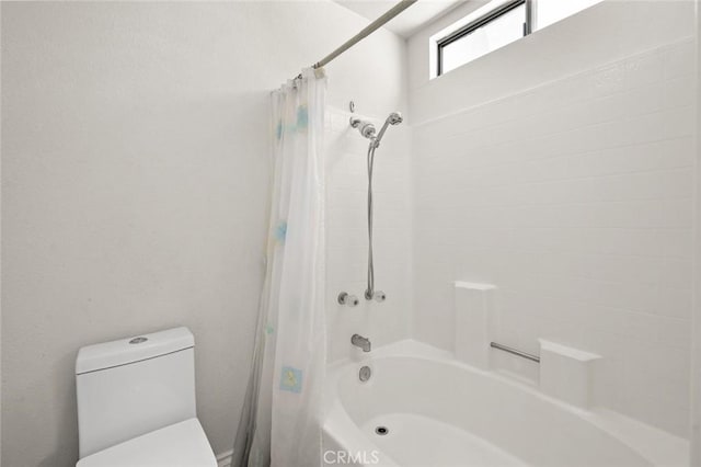 3040 La Paz Ln Unit B, Diamond Bar, CA 91765 - full bathroom featuring shower / bathtub combination with curtain and toilet