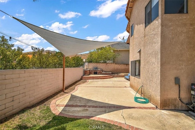 6517 Via Del Prado, Chino Hills, CA 91709 - fenced backyard featuring a patio area