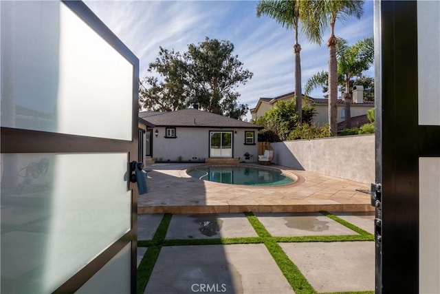 4325 N Country Club Ln, Long Beach, CA 90807 - view of swimming pool with a patio