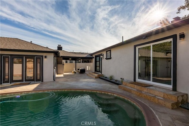 4325 N Country Club Ln, Long Beach, CA 90807 - view of swimming pool with a patio area, entry steps, and fence