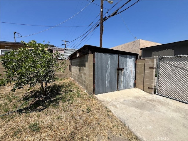 8942 Ilex Ave, Sun Valley, CA 91352 - photo 28