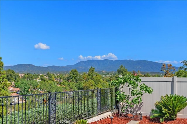 44886 Camino Veste, Temecula, CA 92592 - mountain view