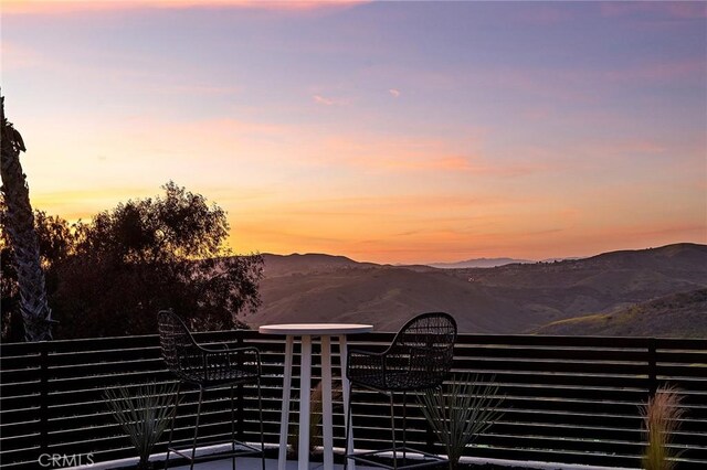 820 Calle Mendoza, San Clemente, CA 92672 - view of mountain background