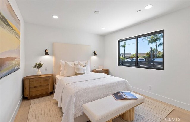 820 Calle Mendoza, San Clemente, CA 92672 - bedroom featuring baseboards, light wood-type flooring, and recessed lighting
