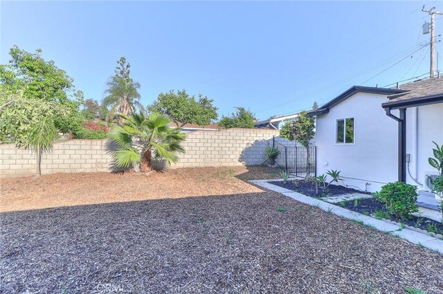 16928 Pocono St, La Puente, CA 91744 - view of yard