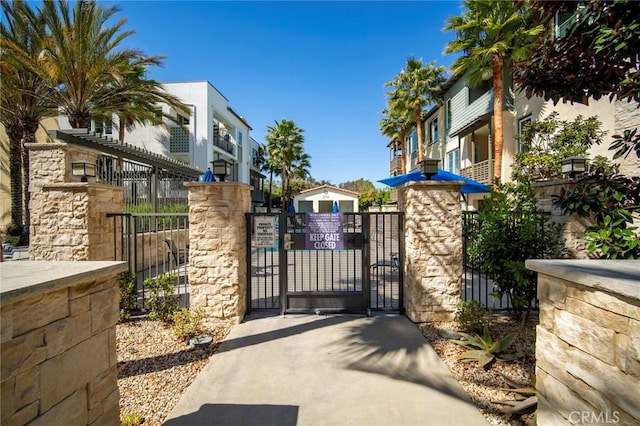 2047 Doheny Way, Dana Point, CA 92629 - gate featuring fence