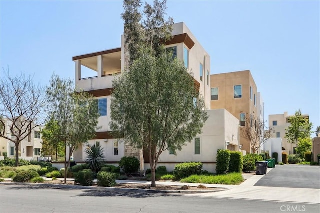 132 Interval, Irvine, CA 92618 - view of property with a residential view