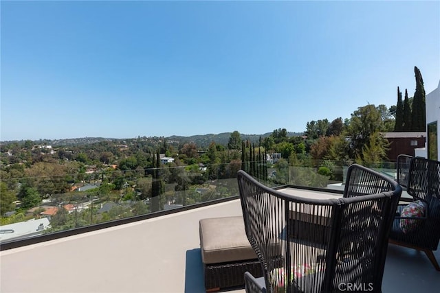 5134 Medina Rd, Woodland Hills, CA 91364 - photo 6