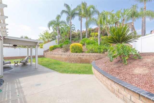 1044 Shadow Crest Cir, Corona, CA 92881 - view of patio / terrace featuring a ceiling fan