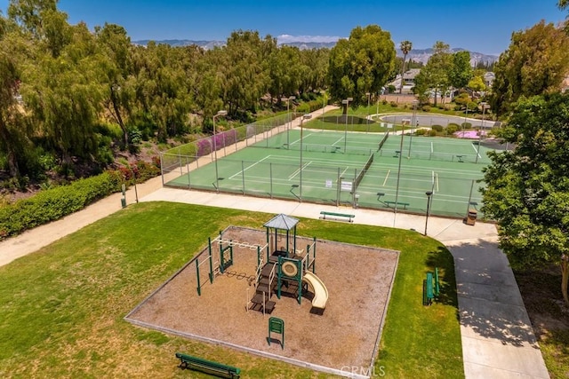 3306 Darby St Unit 402, Simi Valley, CA 93063 - view of property's community with a tennis court and a mountain view