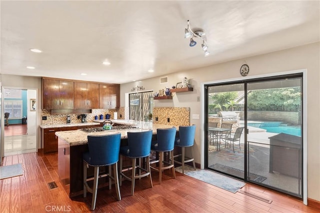 7805 Buena Tierra Ct, Bakersfield, CA 93309 - photo 19