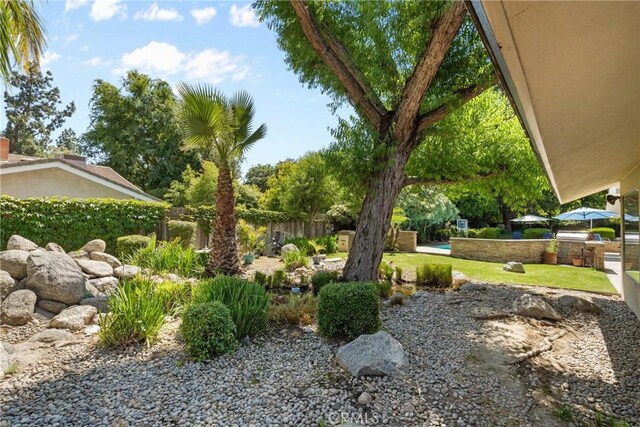7805 Buena Tierra Ct, Bakersfield, CA 93309 - photo 53