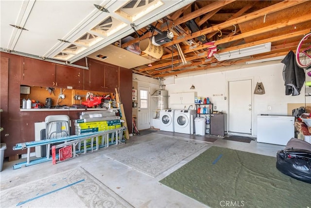 18993 Janisse Ln, Lake Elsinore, CA 92530 - garage with independent washer and dryer and water heater
