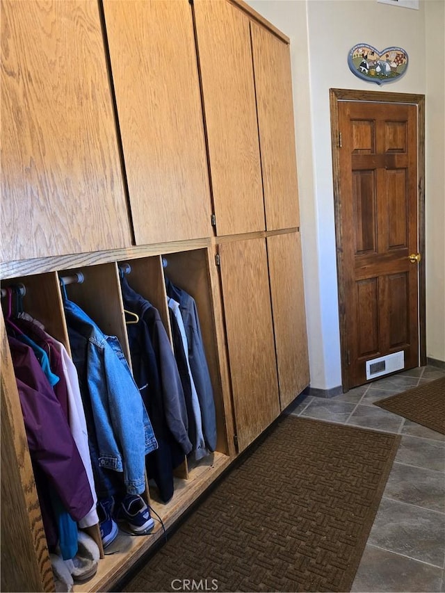 1014 Dusty Rd, Frazier Park, CA 93225 - view of mudroom