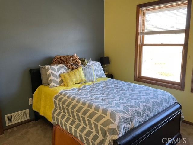 1014 Dusty Rd, Frazier Park, CA 93225 - bedroom with carpet floors
