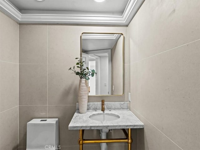 5505 Paseo Joaquin, Yorba Linda, CA 92886 - bathroom with tile walls and ornamental molding