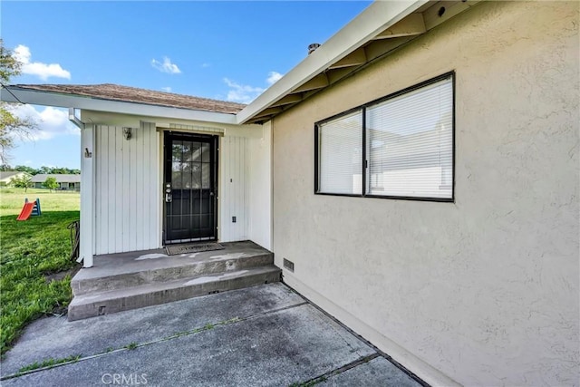 19270 Mountain S, Hidden Valley Lake, CA 95467 - view of exterior entry featuring a lawn