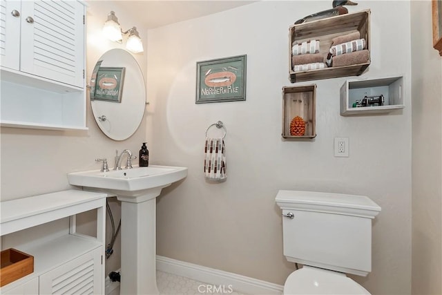 27844 Greenway Dr, Lake Arrowhead, CA 92352 - bathroom with toilet and baseboards