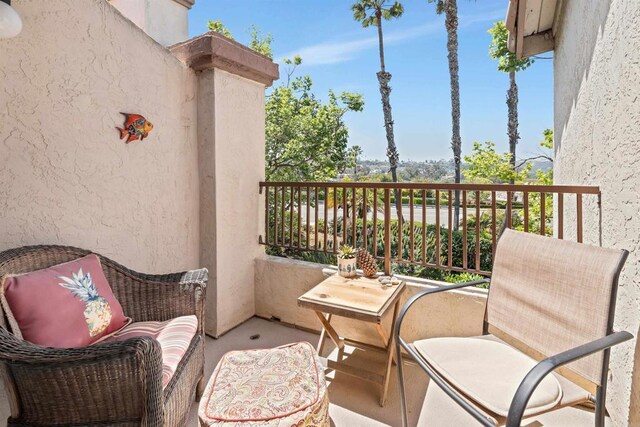 7488 Altiva Pl, Carlsbad, CA 92009 - view of balcony