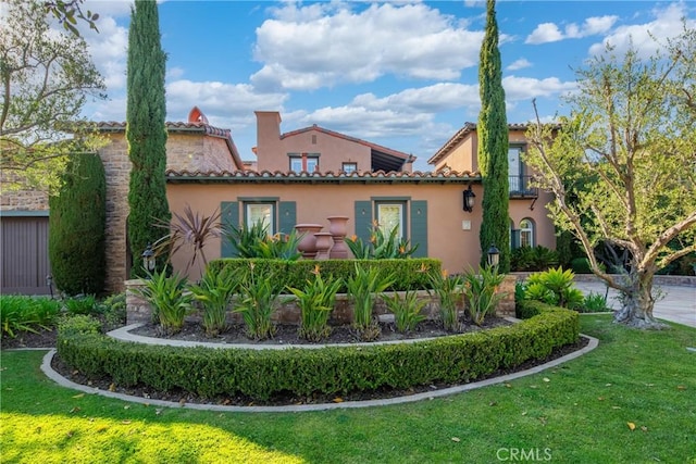 7 Ocean Heights Dr, Newport Coast, CA 92657 - rear view of property featuring stucco siding, a yard, and a tile roof