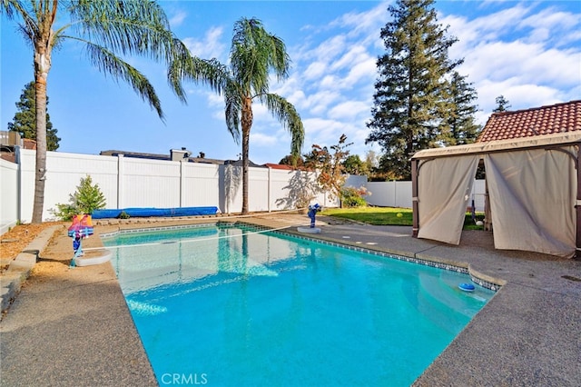 2505 Stuart Ave, Clovis, CA 93611 - view of pool with a fenced backyard and a patio
