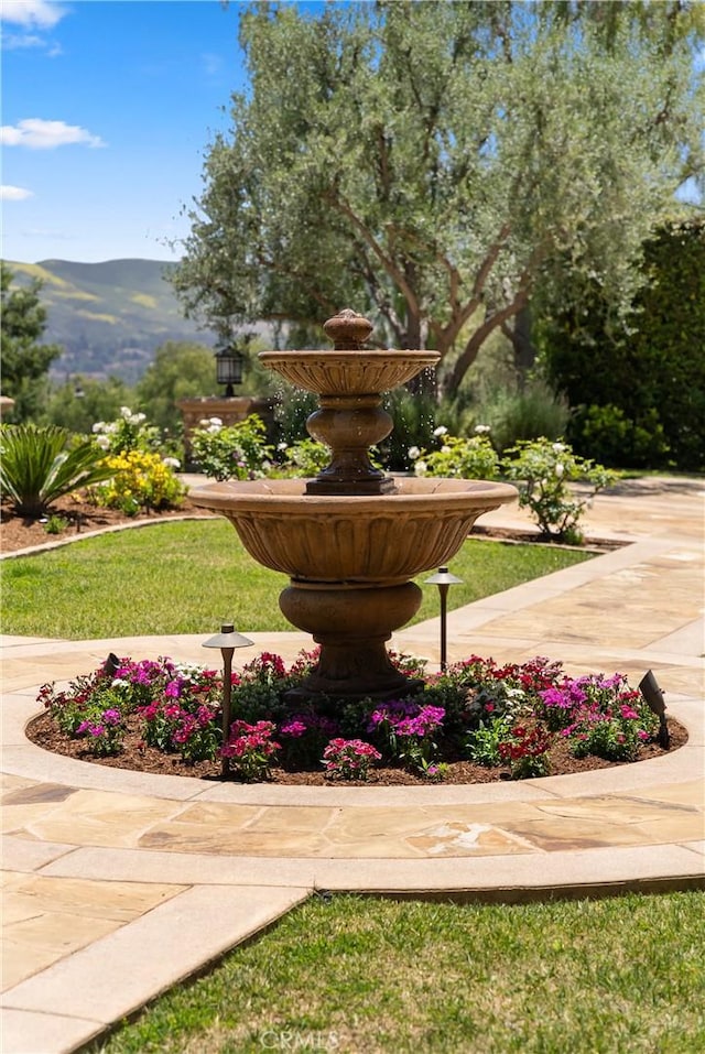 27371 Via Priorato, San Juan Capistrano, CA 92675 - view of home's community with a mountain view