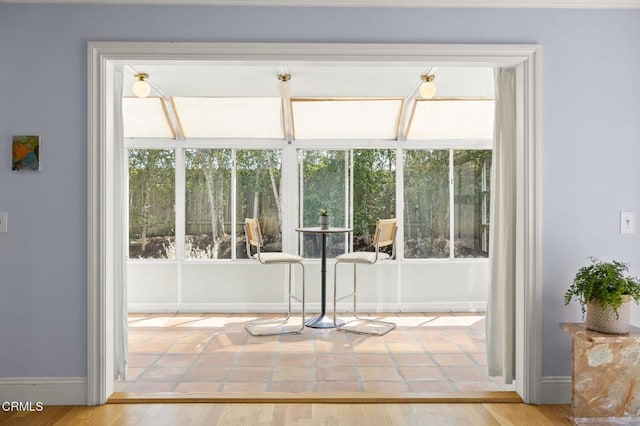 2426 Warbler Ave, Ventura, CA 93003 - entryway with baseboards