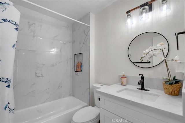 1075 Molino Ave Unit D, Long Beach, CA 90804 - bathroom featuring toilet, vanity, and shower / tub combination