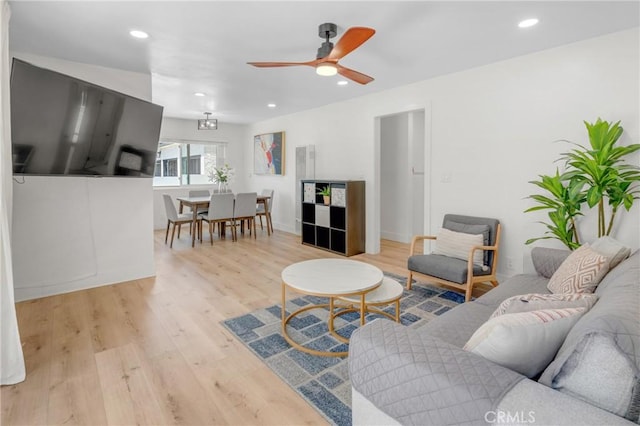 1075 Molino Ave Unit D, Long Beach, CA 90804 - living area featuring ceiling fan, light wood-type flooring, and recessed lighting