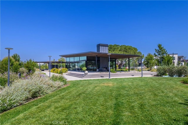 188 Merit, Irvine, CA 92618 - view of property's community featuring a yard